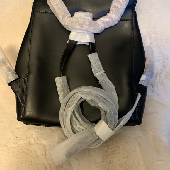 Michael kors bag backpack :) - Picture 6 of 7